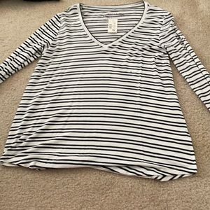 black and white long sleeve